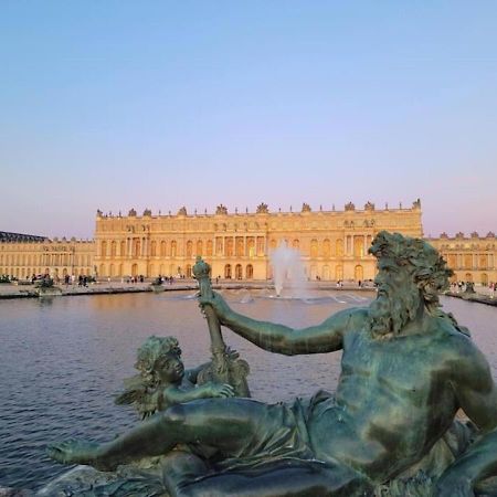 Superbe Appartement Avec Jardin Proche Versailles Saint-Cyr-l'Ecole Luaran gambar
