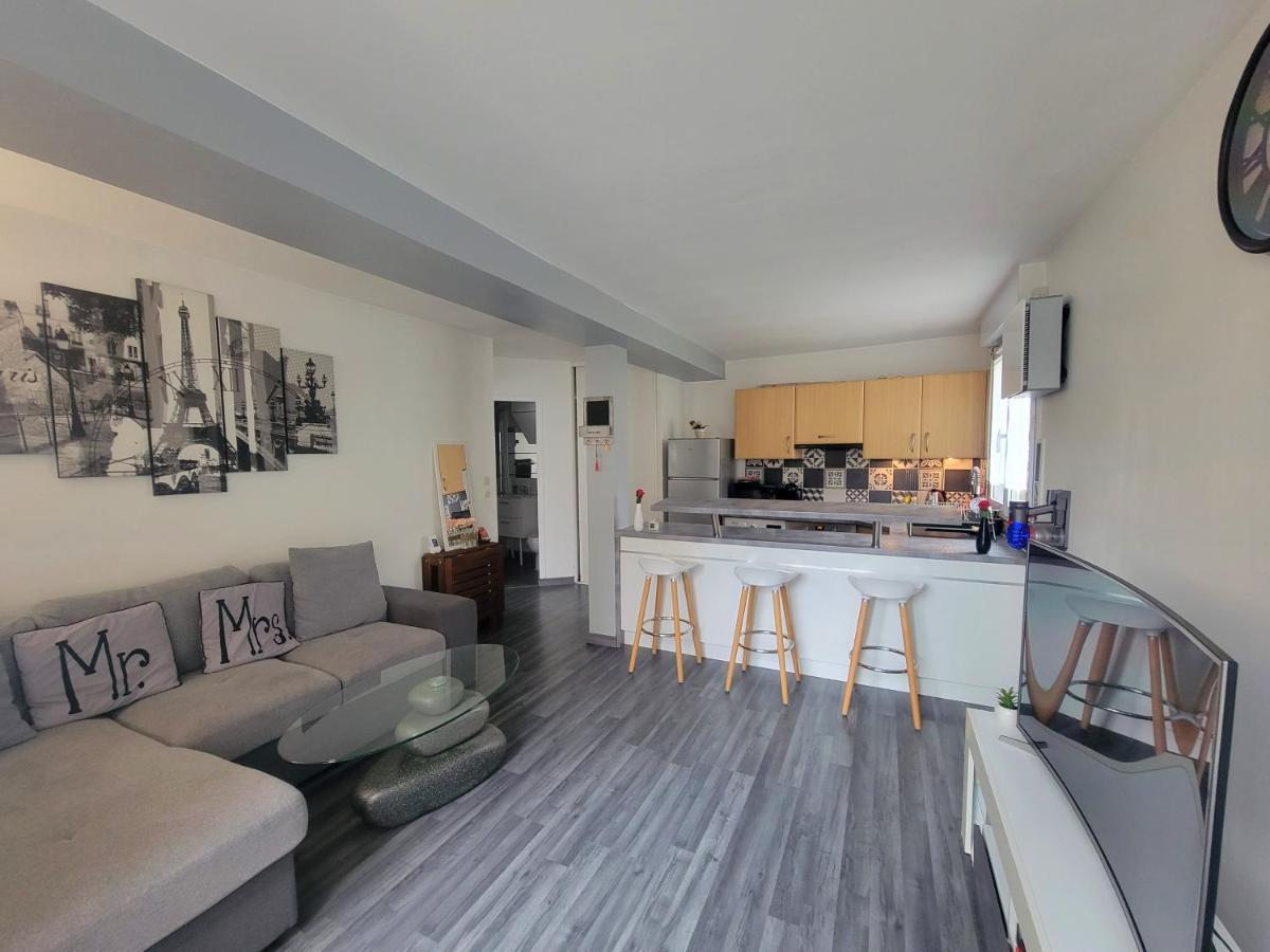 Superbe Appartement Avec Jardin Proche Versailles Saint-Cyr-l'Ecole Luaran gambar