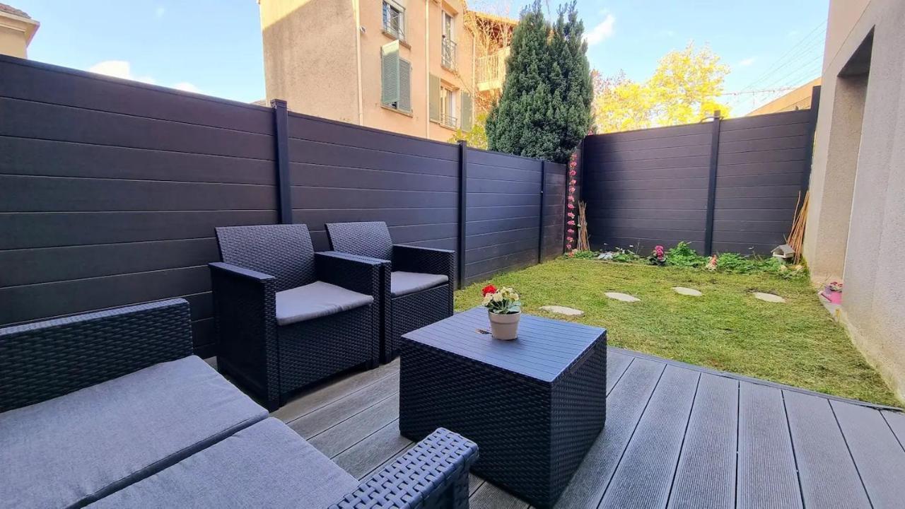 Superbe Appartement Avec Jardin Proche Versailles Saint-Cyr-l'Ecole Luaran gambar